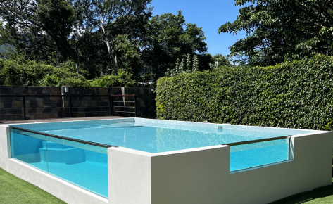 Pool Glass & Acrylic
