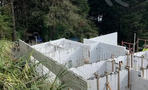 Heredia Project – Floating slab dripping and wall assembly