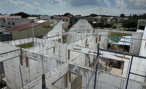 Alajuela Project – Coyol Home, the second-level walls are rising!